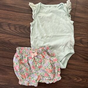 Baby gap girls floral outfit 3-6 months
